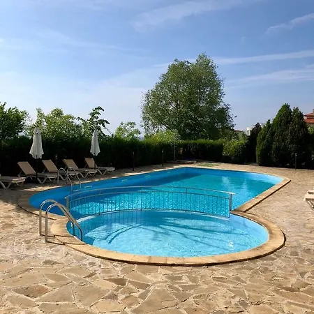 Apartment Etara3 *
